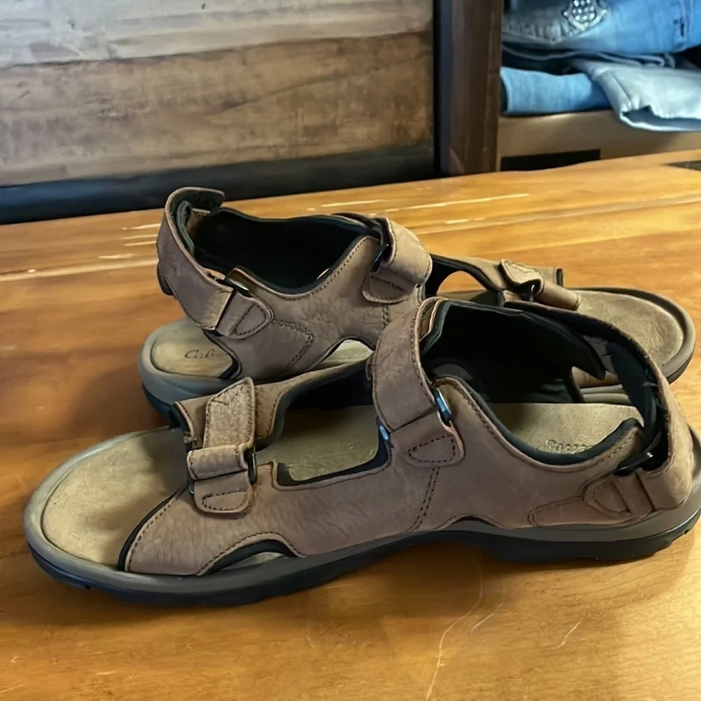 CABELA’S Sandals Size 14